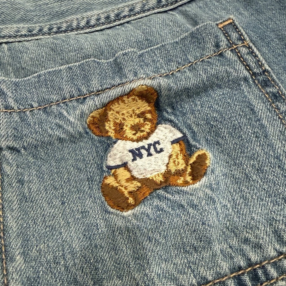 Abercrombie Bear NYC Kids High Rise Relaxed Denim Shorts Size 15/16 Regular - Picture 2 of 9